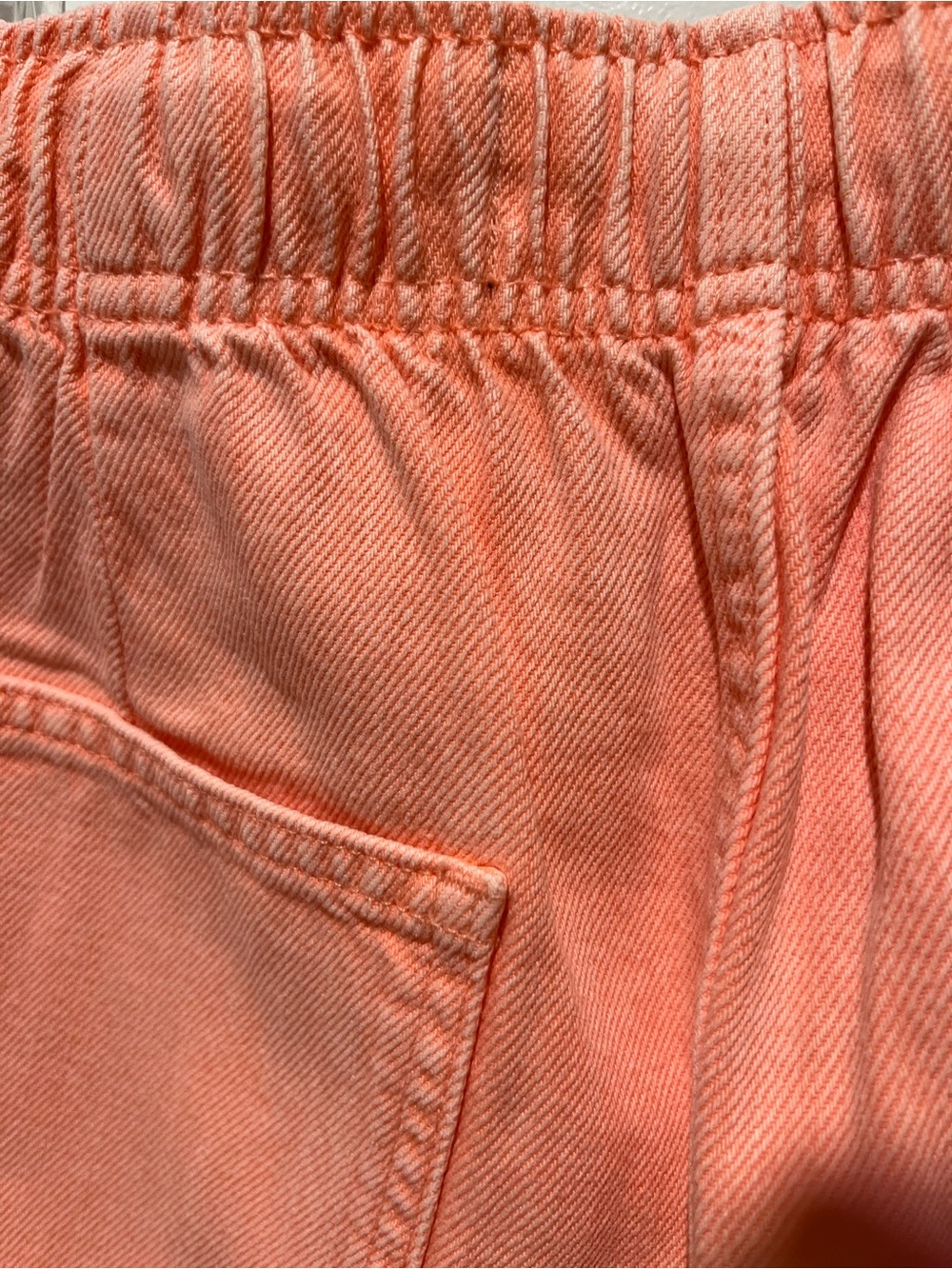 NWOT GAP Mid-Rise SuperSoft Pull-On Barrel Jeans in Tea Rose Pink Size Small - Picture 13 of 15
